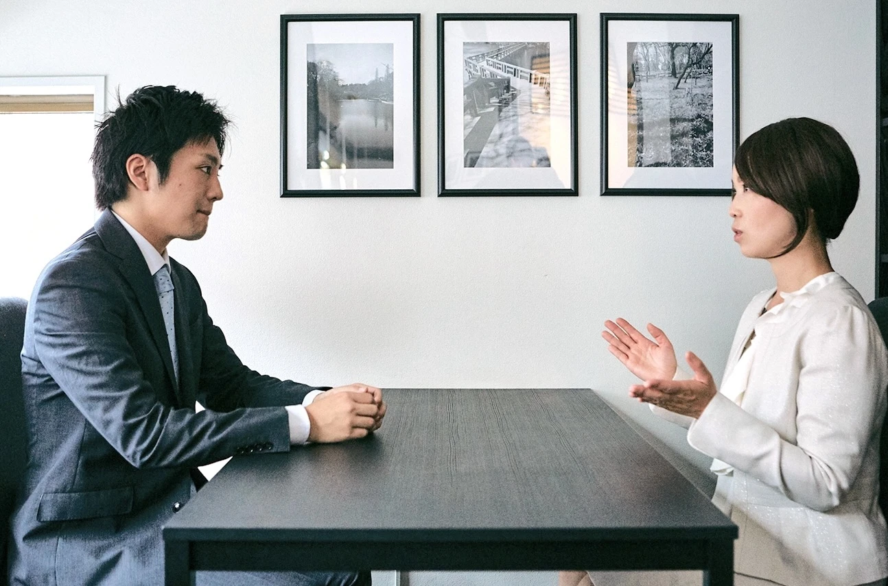 親との定期的な「個別面談制」